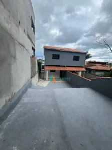 Sobrado com 2 Quartos à venda, 108m² no Morro do Algodão, Caraguatatuba