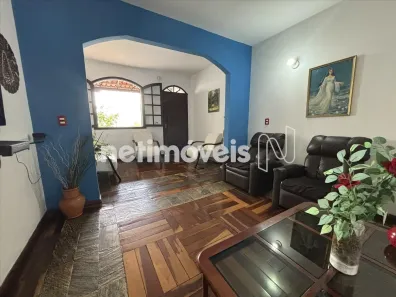 Casa com 5 Quartos à venda, 225m² no Teixeira Dias (Barreiro), Belo Horizonte
