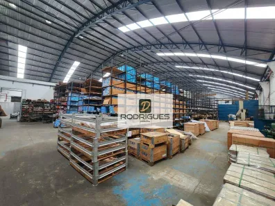 Galpão/Depósito/Armazém para alugar, 4000m² no Vila Fachini, São Paulo