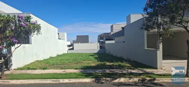 Lote/Terreno à venda, 250m² no Residencial Samambaia, São Carlos