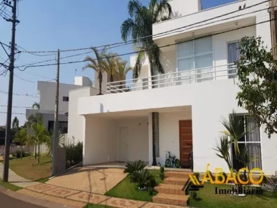 Sobrado com 4 Quartos à venda, 257m² no Jardim Jockey Clube, São Carlos