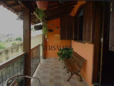 Casa com 2 Quartos à venda, 180m² no Goiânia, Belo Horizonte