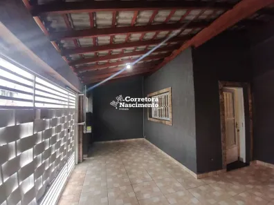 Casa com 2 Quartos para alugar, 100m² no Jardim Santa Maria, Jacareí