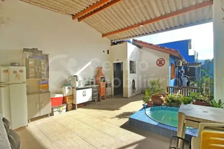 Casa com 3 Quartos à venda, 136m² no Cidade Balneária Nova Peruíbe, Peruíbe