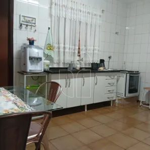 Casa com 3 Quartos à venda, 300m² no Jardim Vitória, Marília