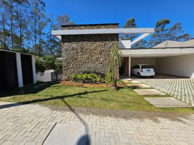 Casa de Condomínio com 3 Quartos à venda, 300m² no Cézar de Souza, Mogi das Cruzes