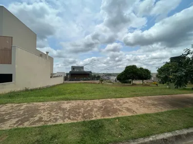 Lote/Terreno à venda, 428m² no Samambaia Parque Residencial, Bauru
