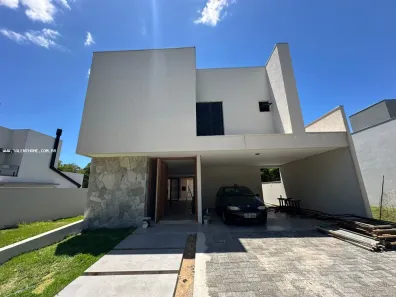 Casa de Condomínio com 3 Quartos à venda, 215m² no Brasília, Londrina