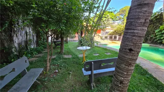 Sobrado com 5 Quartos à venda, 400m² no Moinho Velho, São Paulo