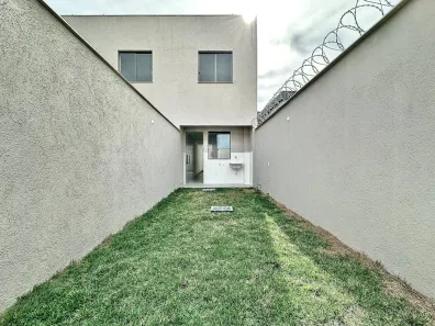 Casa com 2 Quartos à venda, 127m² no Santa Mônica, Belo Horizonte