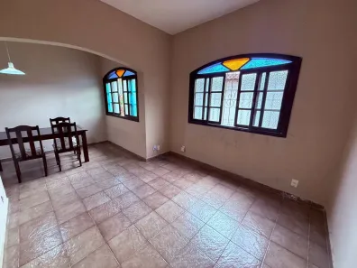 Casa com 3 Quartos para alugar, 155m² no Guilhermina, Praia Grande