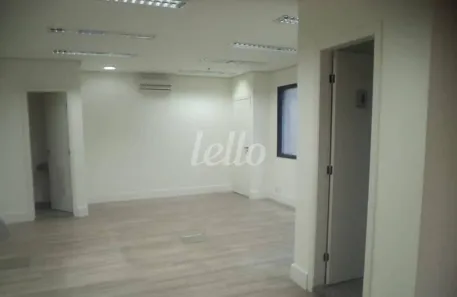 Sala Comercial para alugar, 37m² no Vila Olímpia, São Paulo