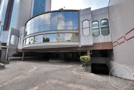 Prédio Comercial para alugar, 4504m² no Luz, São Paulo