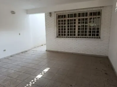 Sobrado com 3 Quartos à venda, 140m² no Jardim Trussardi, São Paulo