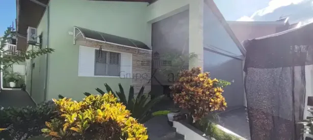 Casa com 2 Quartos à venda, 136m² no Jardim Terras de Santa Helena, Jacareí