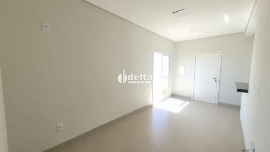 Apartamento com 2 Quartos para alugar, 68m² no Novo Mundo, Uberlândia