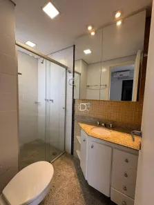 Apartamento com 3 Quartos para alugar, 74m² no Centro, Londrina