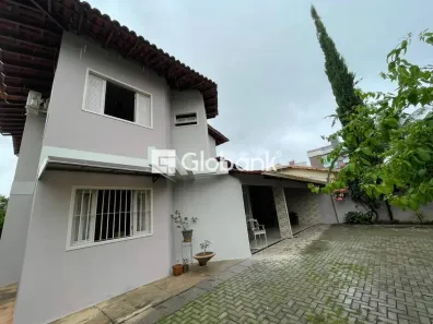Casa com 4 Quartos à venda, 255m² no Morada do Sol, Montes Claros
