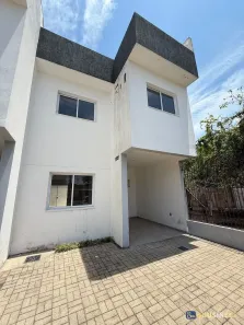 Casa de Condomínio com 3 Quartos à venda, 230m² no Camaquã, Porto Alegre