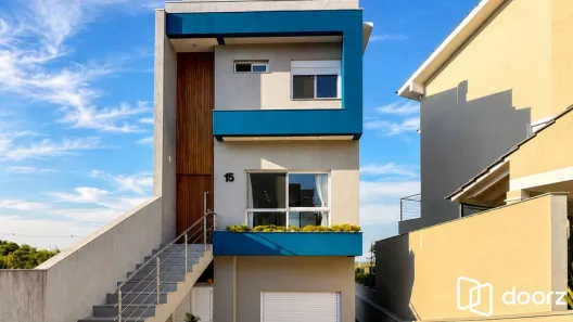 Casa de Condomínio com 2 Quartos à venda, 136m² no Mário Quintana, Porto Alegre