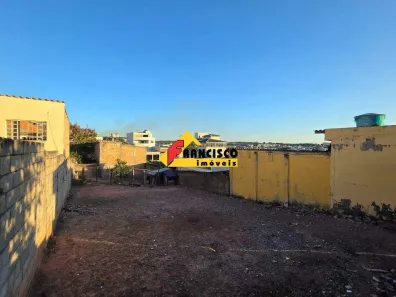 Lote/Terreno à venda, 300m² no Paraíso, Divinópolis