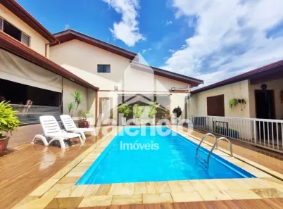 Sobrado com 4 Quartos à venda, 317m² no Santa Cruz, Americana