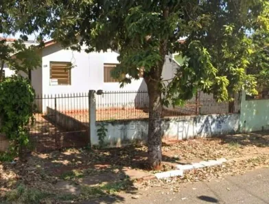 Casa com 3 Quartos à venda, 120m² no Conjunto Vivi Xavier, Londrina