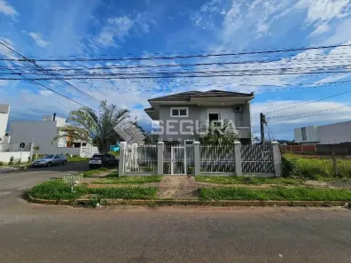 Casa com 3 Quartos para alugar, 290m² no Estância Velha, Canoas