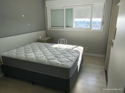 Apartamento com 2 Quartos para venda ou aluguel, 62m² no Navegantes, Porto Alegre