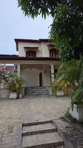 Casa de Condomínio com 5 Quartos à venda, 300m² no Aleixo, Manaus