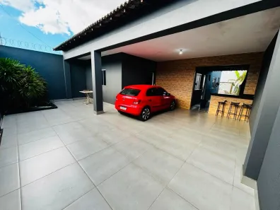 Casa com 3 Quartos à venda, 130m² no Jardim Europa, Uberlândia