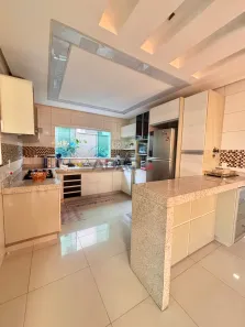Casa de Condomínio com 4 Quartos à venda, 400m² no Jardins Valência, Goiânia