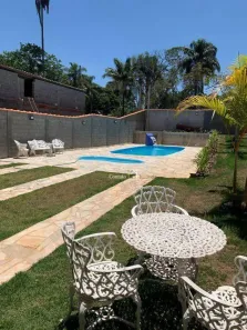 Fazenda/Sítio com 3 Quartos para venda ou aluguel, 290m² no Jardim Estância Brasil, Atibaia