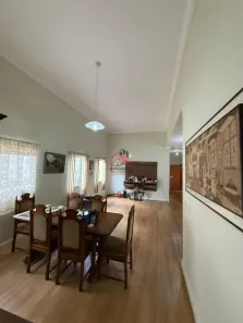 Casa com 3 Quartos à venda, 210m² no Recreio dos Bandeirantes, Uberaba