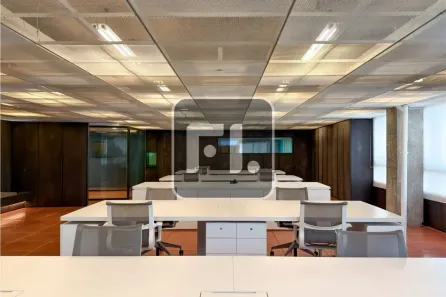 Sala Comercial para venda ou aluguel, 700m² no Vila Madalena, São Paulo
