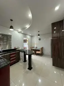 Casa com 3 Quartos à venda, 300m² no Vila Universal, Betim