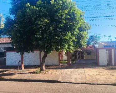 Casa com 2 Quartos para alugar, 170m² no Parque Nova Dourados, Dourados