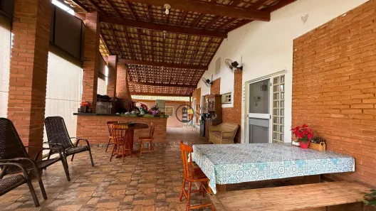 Fazenda/Sítio com 3 Quartos à venda, 135m² no Recanto do Guaraparí, Nova Odessa