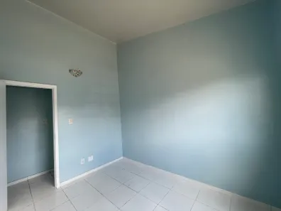 Casa de Condomínio com 3 Quartos para alugar, 76m² no Tarumã, Manaus