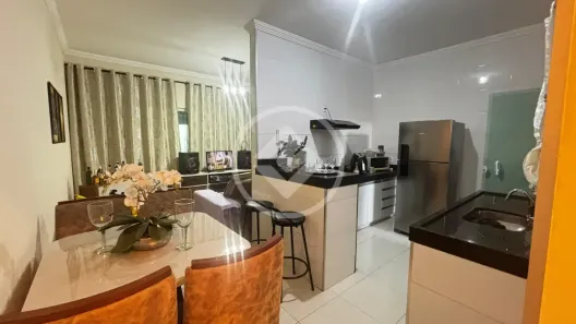 Casa com 2 Quartos à venda, 89m² no Jardim Brasília, Uberlândia