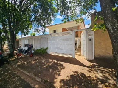 Casa com 3 Quartos à venda, 218m² no Jardim Universal, Araraquara