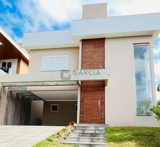 Casa de Condomínio com 3 Quartos à venda, 230m² no São Lucas, Viamão