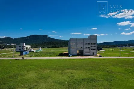 Lote/Terreno à venda, 2874m² no Sertão do Maruim, São José