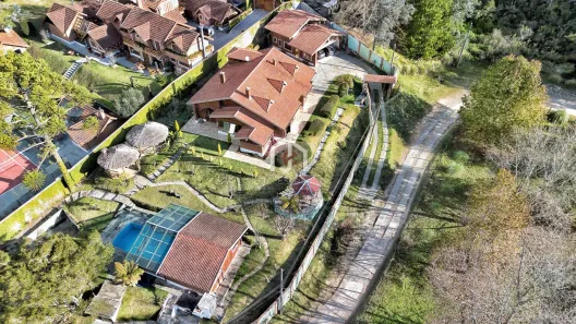 Casa com 3 Quartos à venda, 339m² no Vila Inglesa, Campos do Jordão