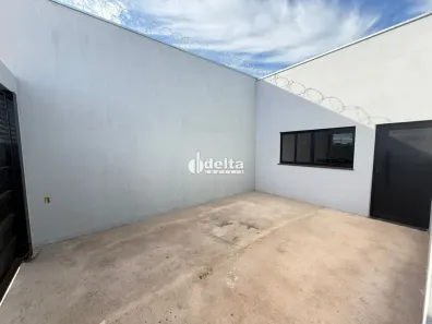 Casa com 2 Quartos à venda, 65m² no Laranjeiras, Uberlândia