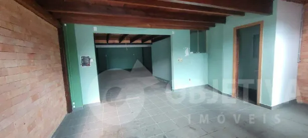 Ponto Comercial para alugar, 150m² no Nossa Senhora Aparecida, Uberlândia