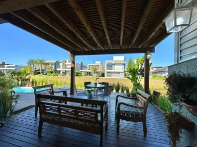 Casa de Condomínio com 4 Quartos à venda, 350m² no , Capão da Canoa