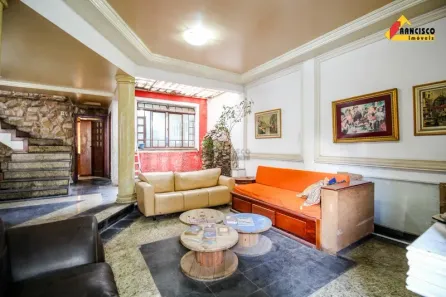 Casa com 3 Quartos à venda, 500m² no Jardim Nova América, Divinópolis