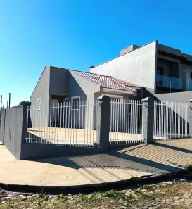 Casa com 3 Quartos à venda, 77m² no Uvaranas, Ponta Grossa
