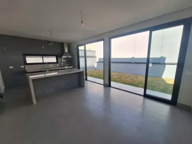 Sobrado com 4 Quartos à venda, 250m² no Condomínio Vem Viver Jacareí, Jacareí